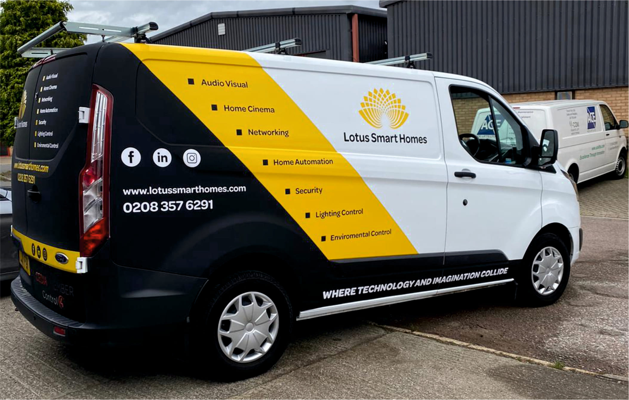 vehicle graphics service