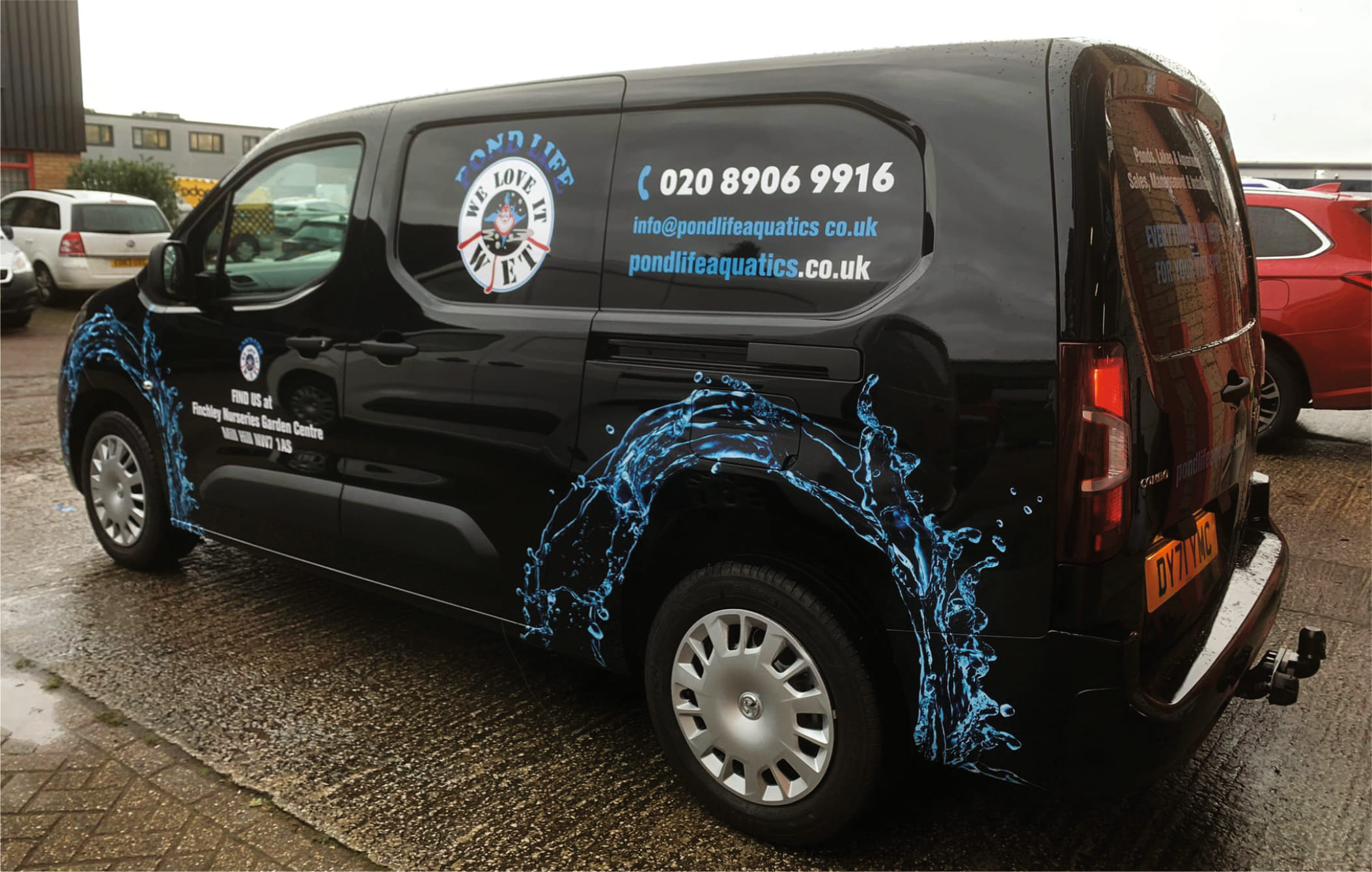 vehicle graphics service